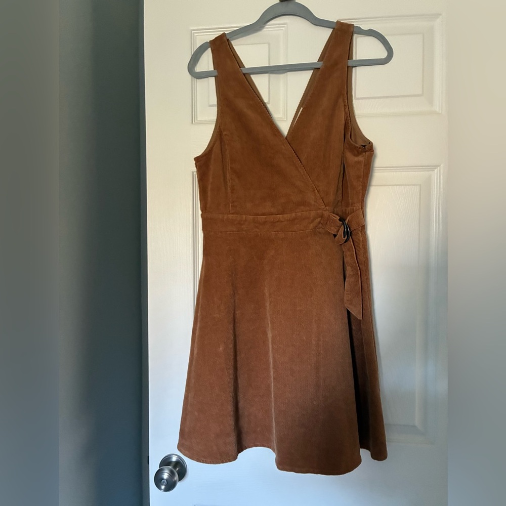 Copper Key Tan Sleeveless Mini Dress🤎